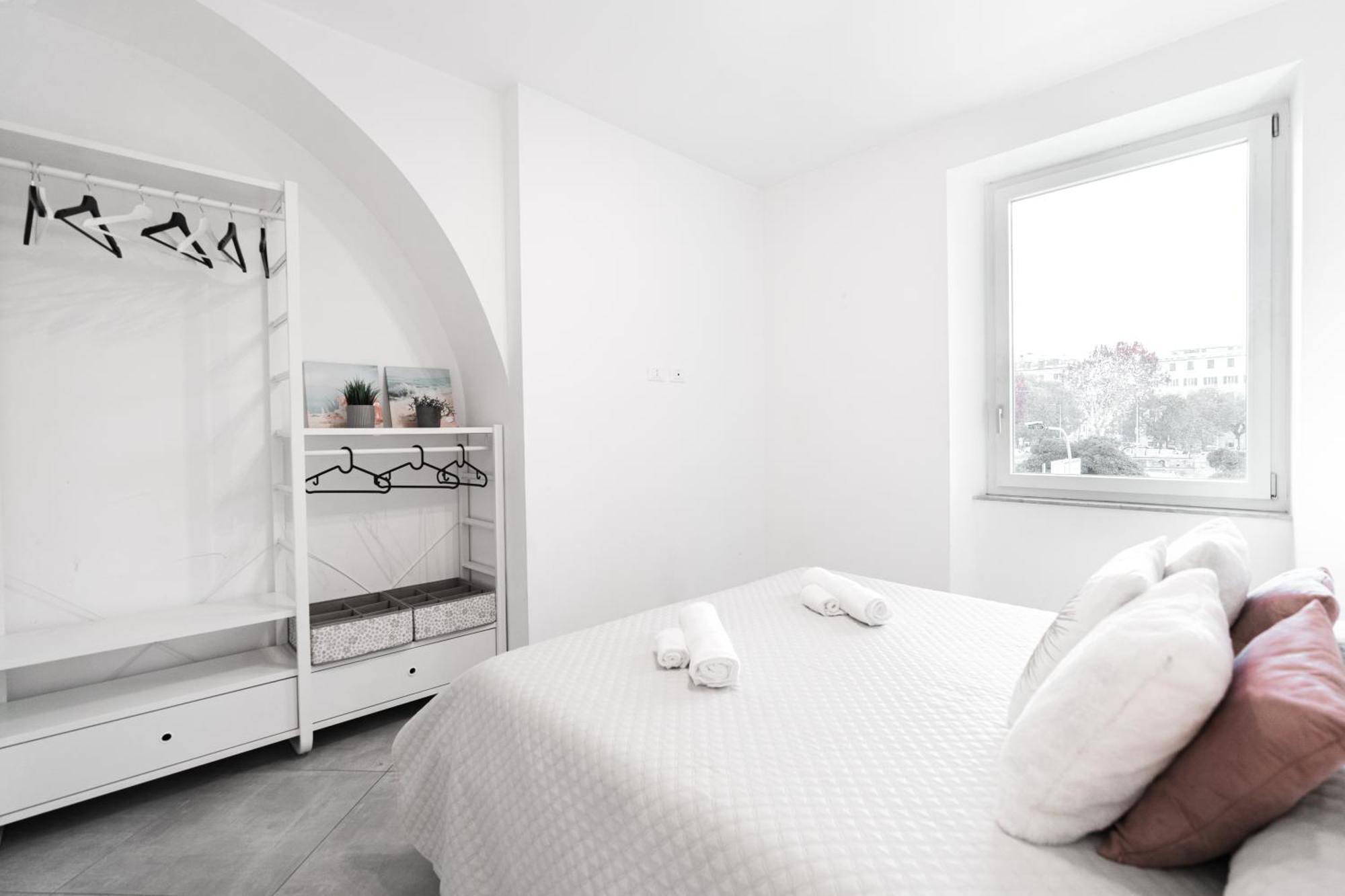Centro Citta - 200m Stazione Ferroviaria Apartment Genoa